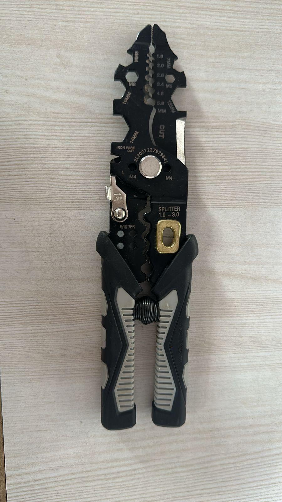 25 in 1 wire cutter - hero